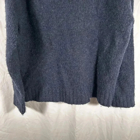 American Eagle Sweater Men Large Navy Blue Wool Blend Vneck Long Sleeve - Picture 8 of 8